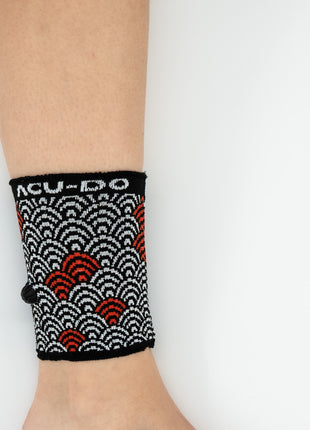 ACU-DO_bracelet_cheville_massage_shiatsu_acupression_auto massage-douleurs cheville_douleurs menstruelles_rétention d'eau
