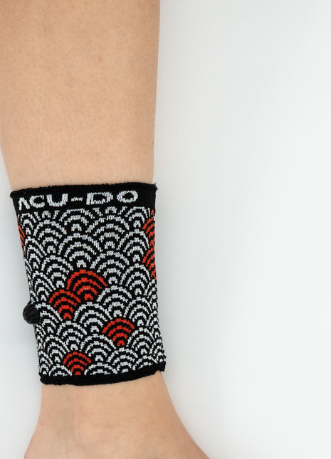 ACU-DO_bracelet_cheville_massage_shiatsu_acupression_auto massage-douleurs cheville_douleurs menstruelles_rétention d'eau